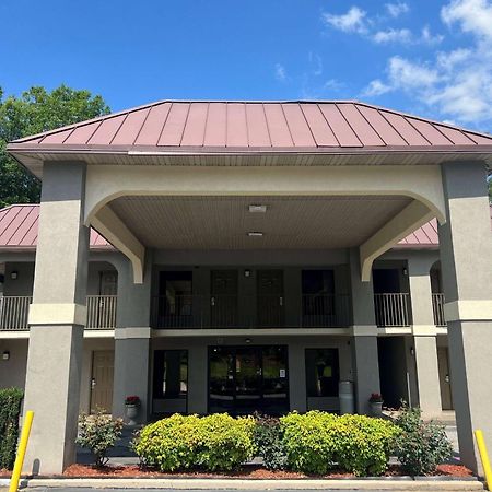Super 8 By Wyndham Decatur/Lithonia/Atl Area Motel Exterior foto